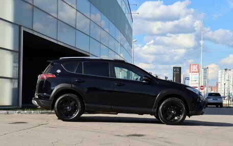 Toyota RAV4, 2018 год, 2 520 000 рублей, 4 фотография