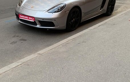 Porsche Cayman, 2017 год, 6 990 000 рублей, 1 фотография