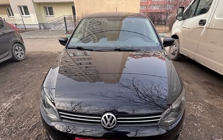 Volkswagen Polo VI (EU Market), 2013 год, 780 000 рублей, 1 фотография