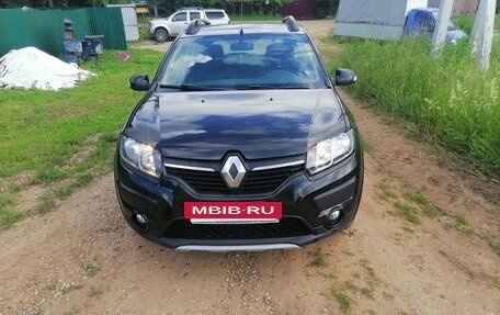 Renault Sandero II рестайлинг, 2016 год, 885 000 рублей, 2 фотография