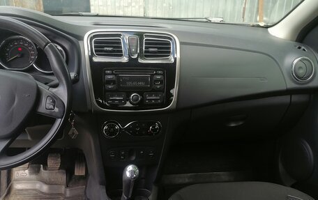 Renault Sandero II рестайлинг, 2016 год, 885 000 рублей, 9 фотография