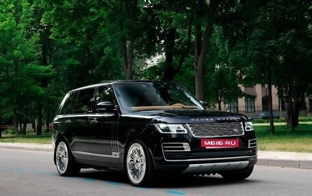 Land Rover Range Rover IV рестайлинг, 2020 год, 11 500 000 рублей, 2 фотография
