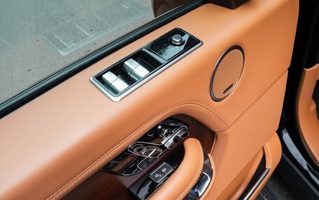 Land Rover Range Rover IV рестайлинг, 2020 год, 11 500 000 рублей, 24 фотография