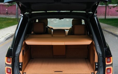 Land Rover Range Rover IV рестайлинг, 2020 год, 11 500 000 рублей, 26 фотография