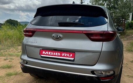 KIA Sportage IV рестайлинг, 2019 год, 2 400 000 рублей, 5 фотография