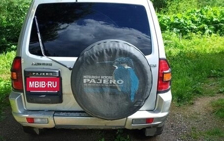 Mitsubishi Pajero III рестайлинг, 2005 год, 800 000 рублей, 4 фотография