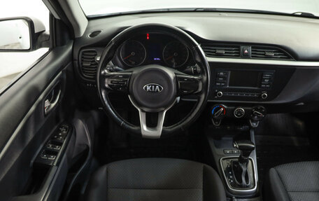 KIA Rio IV, 2020 год, 1 399 000 рублей, 11 фотография