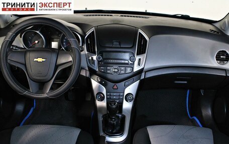 Chevrolet Cruze II, 2013 год, 757 000 рублей, 10 фотография