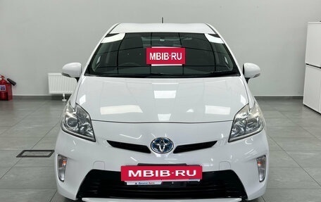 Toyota Prius, 2015 год, 1 270 000 рублей, 5 фотография