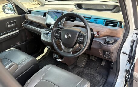 Honda Freed II, 2019 год, 1 300 000 рублей, 9 фотография