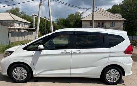 Honda Freed II, 2019 год, 1 300 000 рублей, 8 фотография
