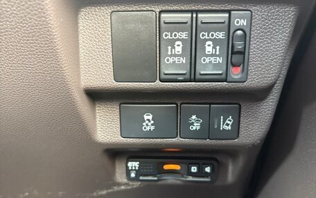 Honda Freed II, 2019 год, 1 300 000 рублей, 25 фотография