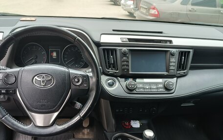 Toyota RAV4, 2019 год, 2 380 000 рублей, 3 фотография