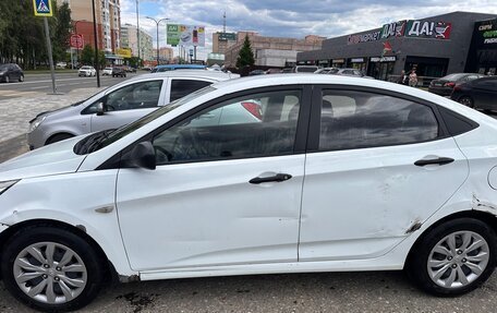Hyundai Solaris II рестайлинг, 2016 год, 410 000 рублей, 5 фотография