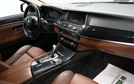 BMW 5 серия, 2015 год, 1 945 000 рублей, 13 фотография
