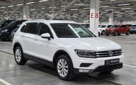 Volkswagen Tiguan II, 2016 год, 1 999 000 рублей, 7 фотография