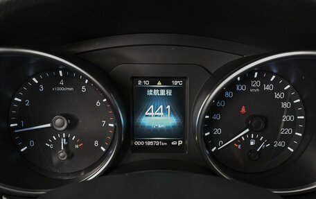 Haval H8, 2015 год, 1 490 000 рублей, 24 фотография