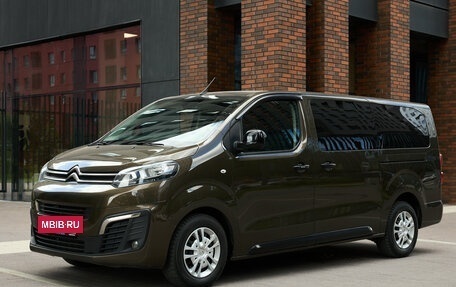 Citroen SpaceTourer I, 2018 год, 2 400 000 рублей, 2 фотография