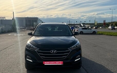 Hyundai Tucson III, 2018 год, 1 990 000 рублей, 3 фотография
