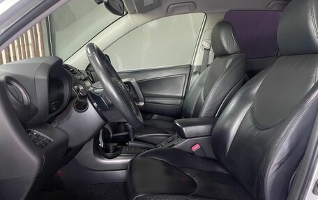 Toyota RAV4, 2011 год, 1 650 000 рублей, 6 фотография