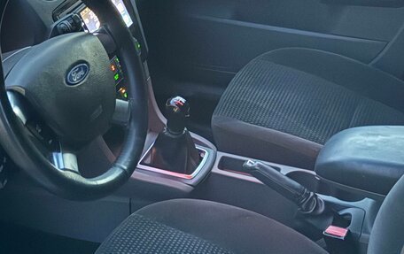 Ford Focus II рестайлинг, 2006 год, 230 000 рублей, 11 фотография