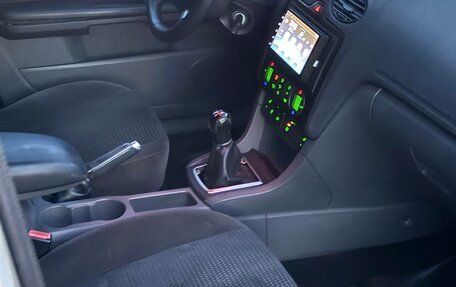 Ford Focus II рестайлинг, 2006 год, 230 000 рублей, 13 фотография