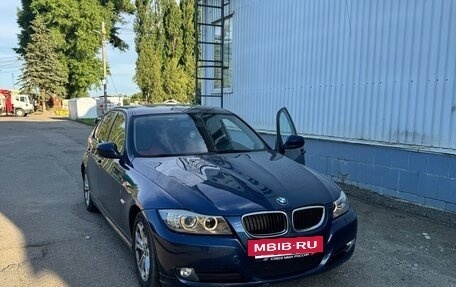 BMW 3 серия, 2011 год, 970 000 рублей, 2 фотография