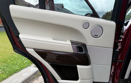 Land Rover Range Rover IV рестайлинг, 2016 год, 4 500 000 рублей, 10 фотография