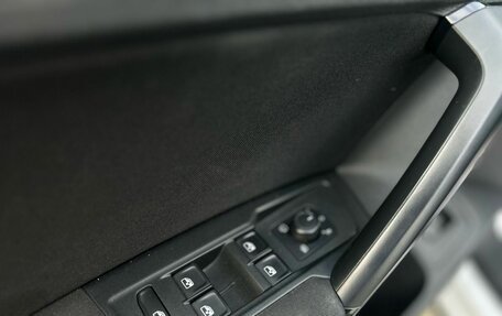 Volkswagen Tiguan II, 2018 год, 2 492 000 рублей, 9 фотография