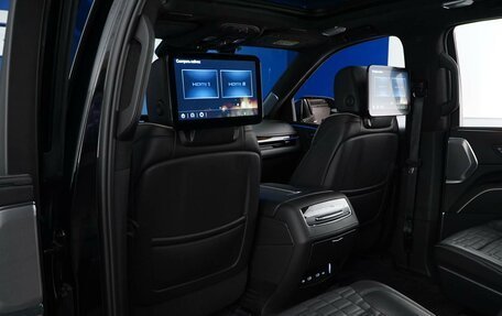 Cadillac Escalade V, 2023 год, 10 527 077 рублей, 17 фотография