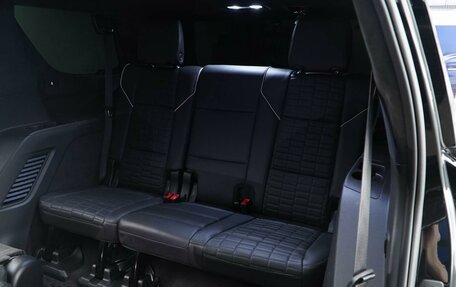 Cadillac Escalade V, 2023 год, 10 527 077 рублей, 16 фотография