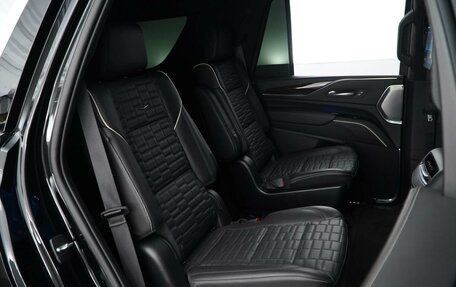 Cadillac Escalade V, 2023 год, 10 527 077 рублей, 11 фотография