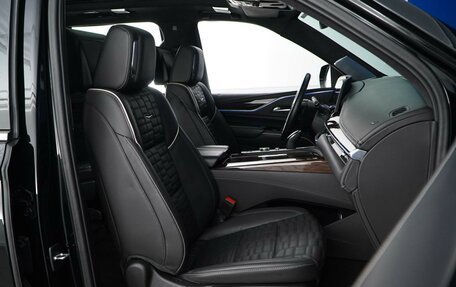 Cadillac Escalade V, 2023 год, 10 527 077 рублей, 12 фотография