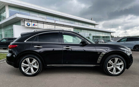 Infiniti QX70, 2017 год, 3 247 000 рублей, 5 фотография