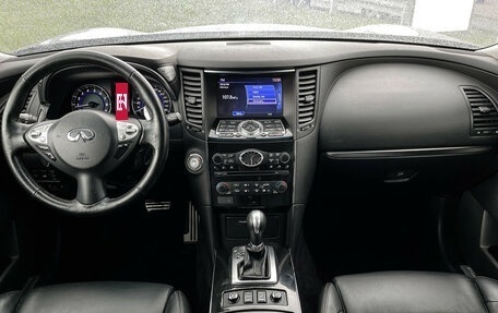 Infiniti QX70, 2017 год, 3 247 000 рублей, 13 фотография