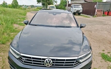 Volkswagen Passat B8 рестайлинг, 2019 год, 2 300 000 рублей, 1 фотография