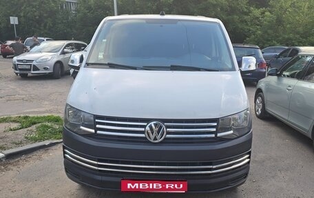 Volkswagen Transporter T6 рестайлинг, 2018 год, 2 600 000 рублей, 1 фотография