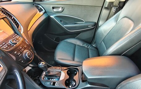 Hyundai Santa Fe III рестайлинг, 2012 год, 1 900 000 рублей, 17 фотография