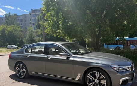 BMW 7 серия, 2018 год, 4 700 000 рублей, 16 фотография