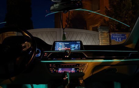 BMW 7 серия, 2018 год, 4 700 000 рублей, 32 фотография