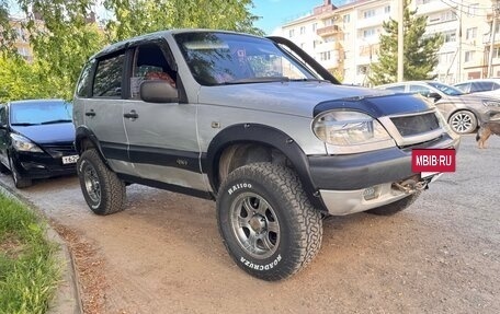 Chevrolet Niva I рестайлинг, 2004 год, 500 000 рублей, 5 фотография