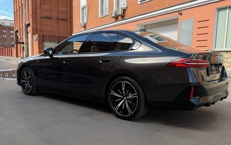 BMW 5 серия, 2023 год, 6 990 000 рублей, 11 фотография