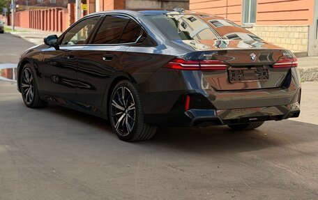 BMW 5 серия, 2023 год, 6 990 000 рублей, 10 фотография