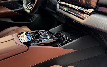 BMW 5 серия, 2023 год, 6 990 000 рублей, 21 фотография