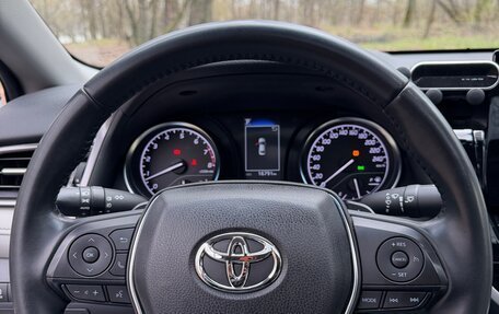 Toyota Camry, 2022 год, 3 800 000 рублей, 18 фотография