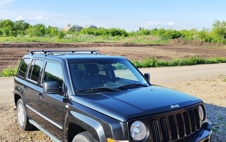 Jeep Liberty (Patriot), 2010 год, 1 000 000 рублей, 2 фотография
