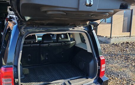 Jeep Liberty (Patriot), 2010 год, 1 000 000 рублей, 13 фотография