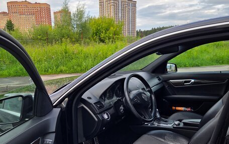 Mercedes-Benz C-Класс, 2010 год, 1 200 000 рублей, 7 фотография