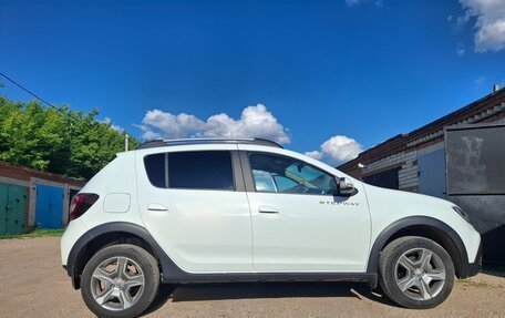 Renault Sandero II рестайлинг, 2021 год, 1 430 000 рублей, 5 фотография