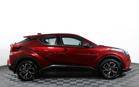 Toyota C-HR I рестайлинг, 2018 год, 2 370 000 рублей, 5 фотография